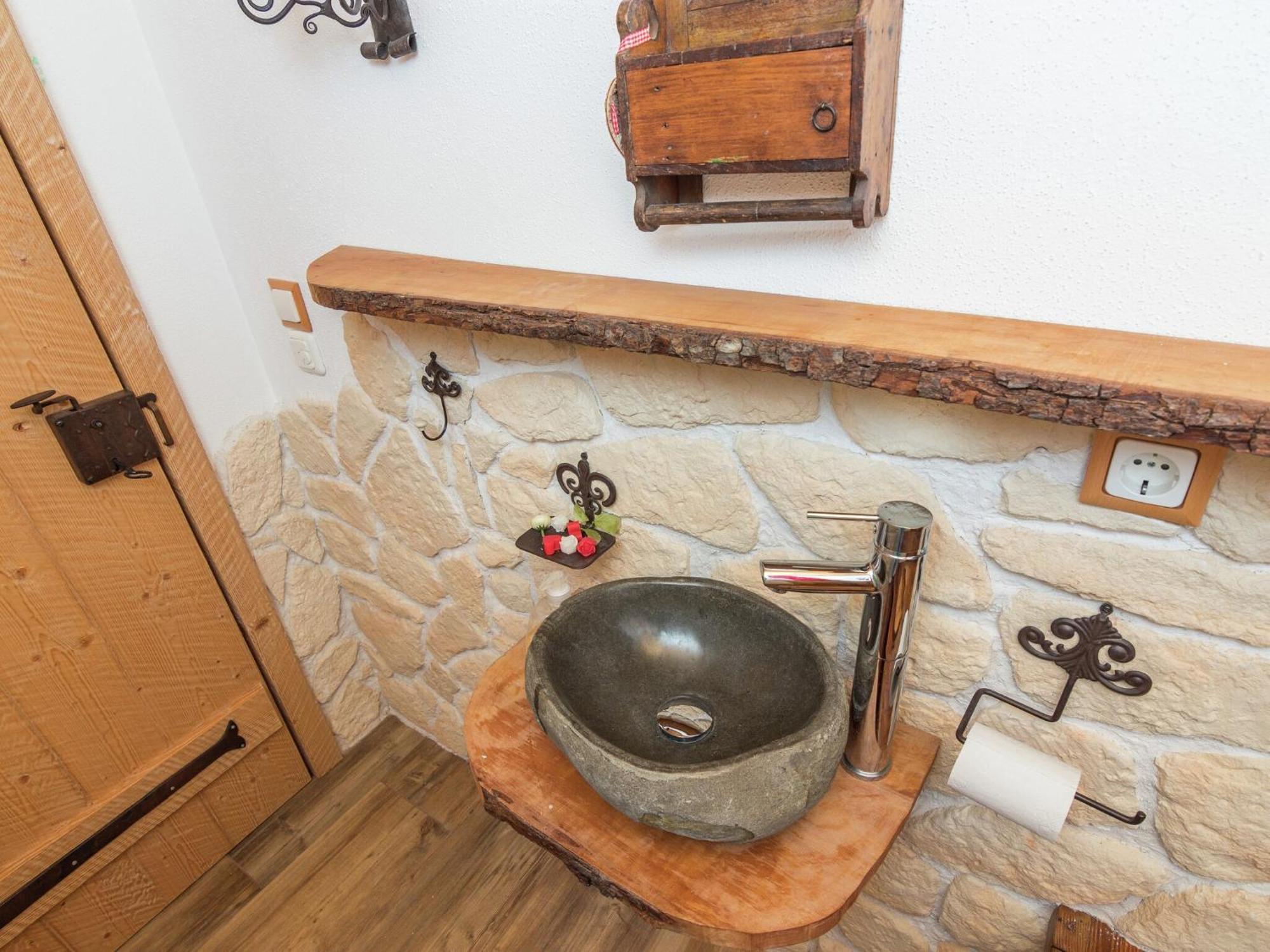 Alluring Holiday Home In Ubersee With Whirlpool Εξωτερικό φωτογραφία